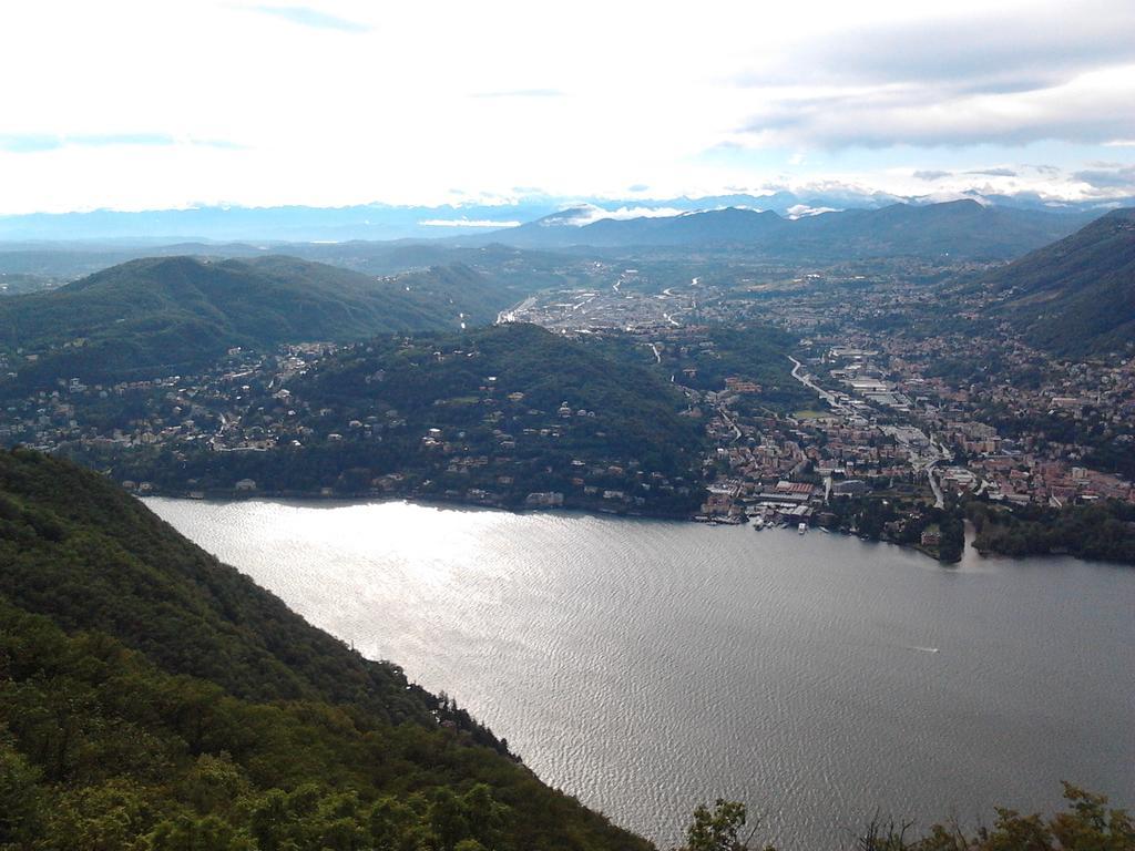 B&B Il Balcone Sul Lago Brunate Buitenkant foto
