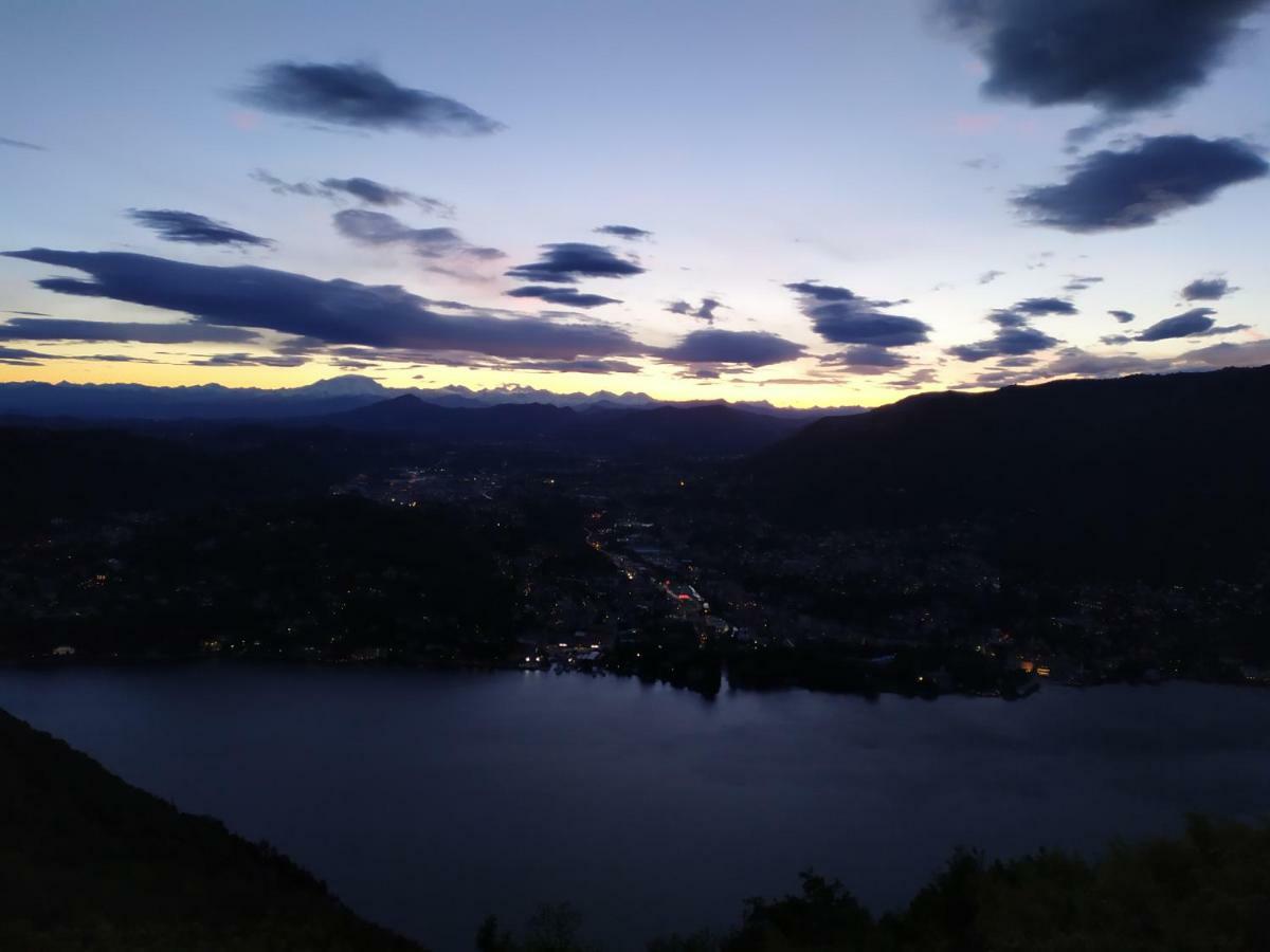 B&B Il Balcone Sul Lago Brunate Buitenkant foto